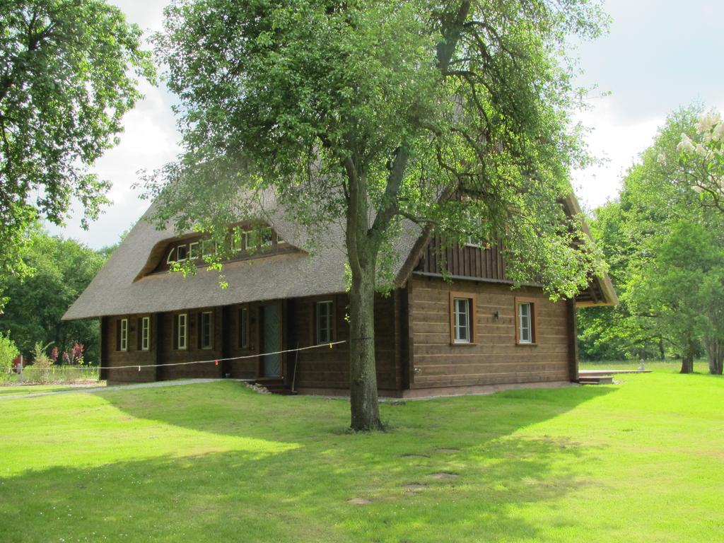 Exklusives Holzhaus Villa Burg  Kamer foto